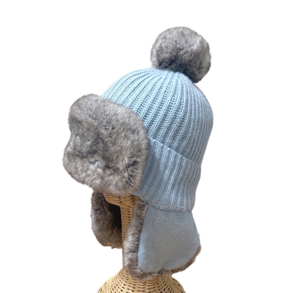 Rare Manitobah Fur Winter Hat Blue Knitted Beanie Bomber Trapper Ear Flap Fleece
